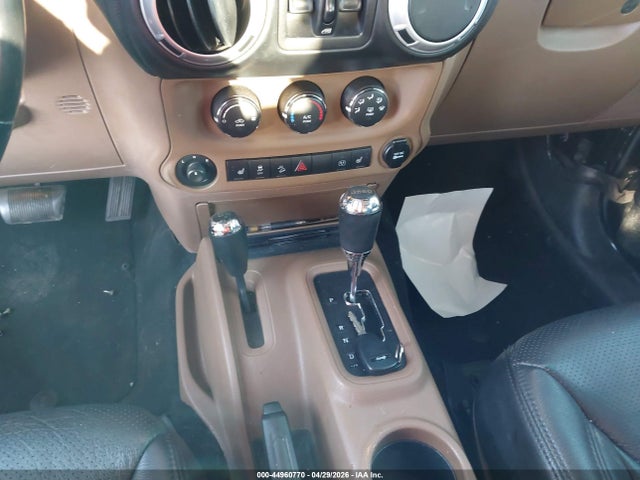 1C4BJWEG1EL108356 Jeep Wrangler Unlimited Sahara