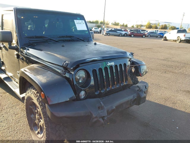 1C4BJWEG1EL108356 Jeep Wrangler Unlimited Sahara