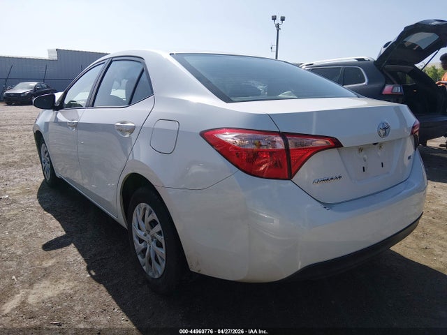 Aukcja sprzedaży 2018 Toyota Corolla Le, vin: 5YFBURHE3JP779340, numer aukcji: 44960776