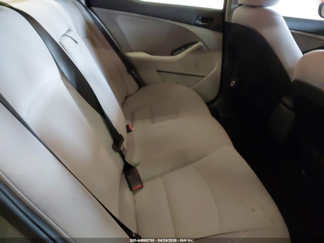 Продажа на аукционе авто 2015 Kia Optima Lx, vin: 5XXGM4A72FG412479, номер лота: 44960780