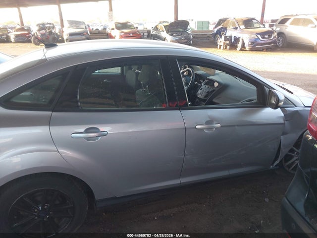 Aukcja sprzedaży 2016 Ford Focus Se, vin: 1FADP3F26GL319621, numer aukcji: 44960782