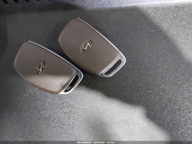 KM8J3CA41MU304382 Hyundai Tucson Value