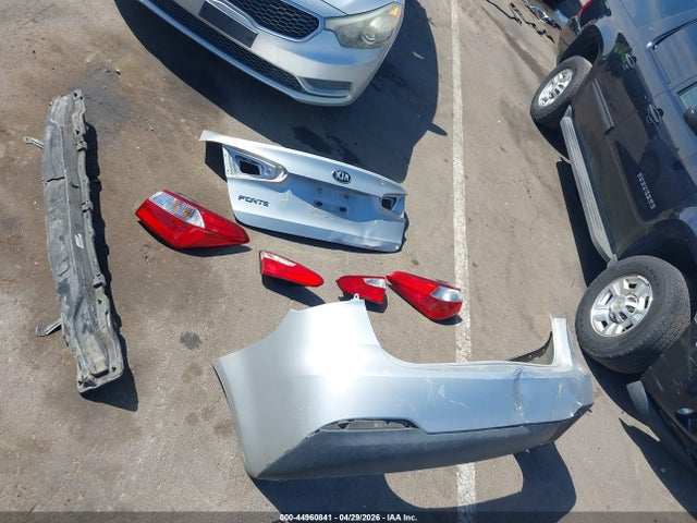 Aukcja sprzedaży 2016 Kia Forte Lx, vin: KNAFK4A6XG5543378, numer aukcji: 44960841