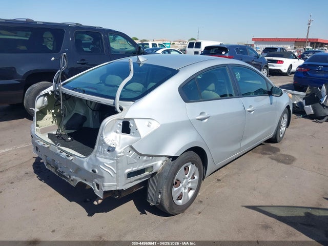 Aukcja sprzedaży 2016 Kia Forte Lx, vin: KNAFK4A6XG5543378, numer aukcji: 44960841