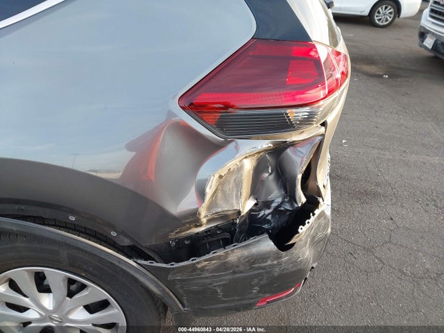 Aukcja sprzedaży 2018 Nissan Rogue S, vin: JN8AT2MT2JW458525, numer aukcji: 44960843