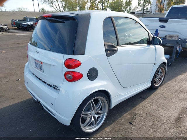 Smart Fortwo Passion 2015 WMEEJ3BA9FK806573 Image 4