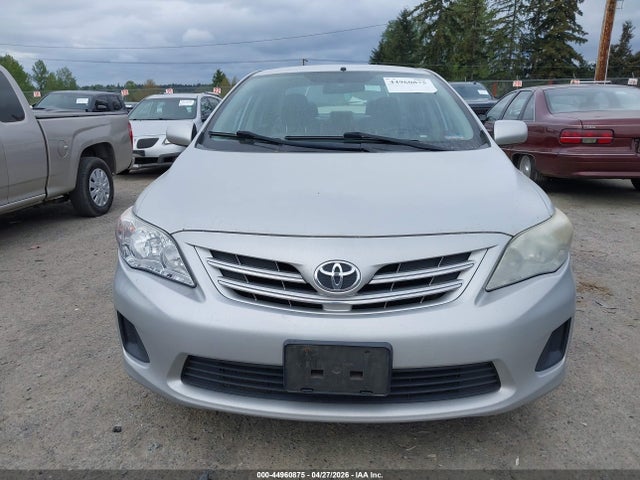 44960875 :رقم المزاد ، 2T1BU4EE0DC001993 vin ، 2013 Toyota Corolla Le مزاد بيع