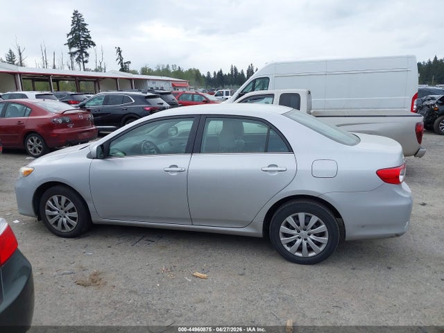 44960875 :رقم المزاد ، 2T1BU4EE0DC001993 vin ، 2013 Toyota Corolla Le مزاد بيع
