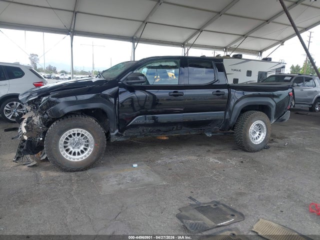 3TMLB5JN1SM208581 Toyota Tacoma Trd Off Road