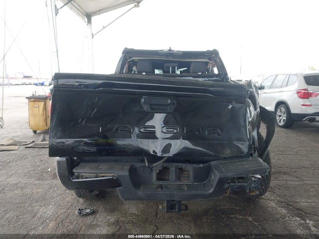 3TMLB5JN1SM208581 Toyota Tacoma Trd Off Road