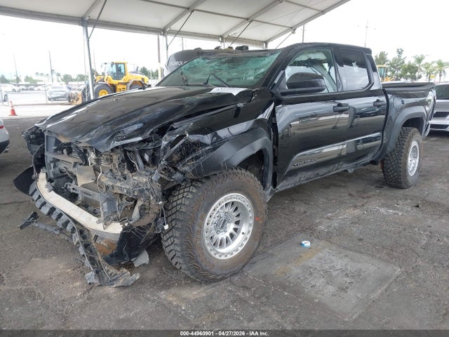 3TMLB5JN1SM208581 Toyota Tacoma Trd Off Road