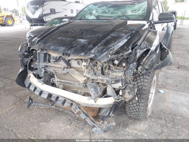 3TMLB5JN1SM208581 Toyota Tacoma Trd Off Road