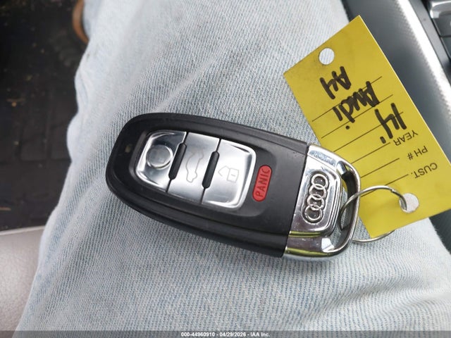 2014 Audi A4 2.0t Premium მანქანა იყიდება აუქციონზე, vin: WAUFFAFL3EN009380, აუქციონის ნომერი: 44960910