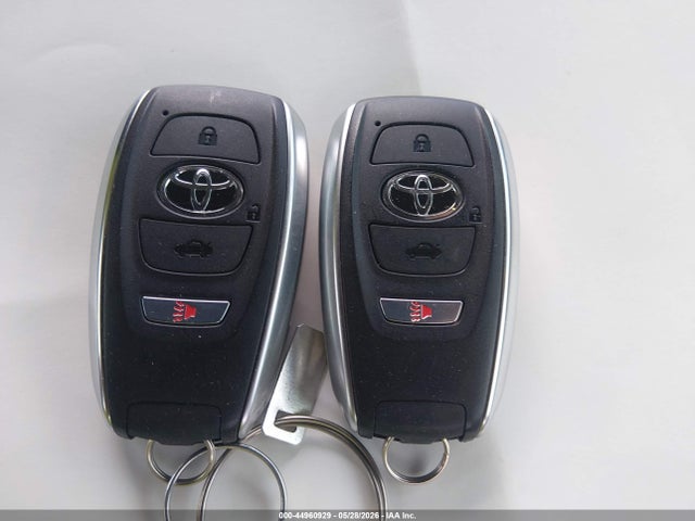 44960929 :رقم المزاد ، JF1ZNBE14T9077689 vin ، 2026 Toyota Gr86 Premium مزاد بيع