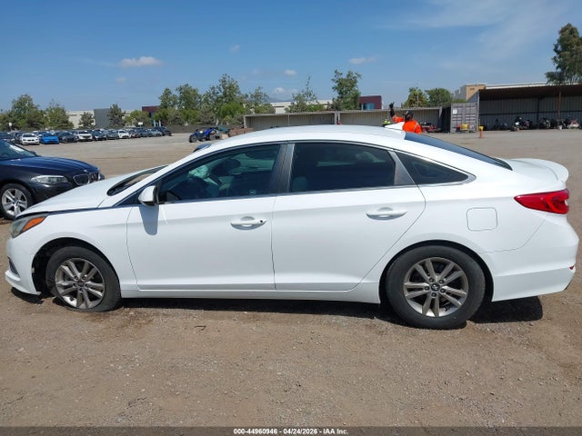 Aukcja sprzedaży 2017 Hyundai Sonata Se, vin: 5NPE24AF1HH558187, numer aukcji: 44960946