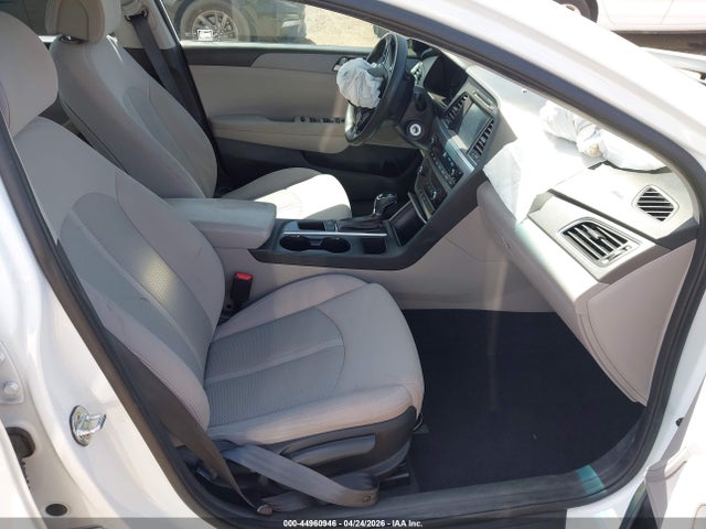 Aukcja sprzedaży 2017 Hyundai Sonata Se, vin: 5NPE24AF1HH558187, numer aukcji: 44960946