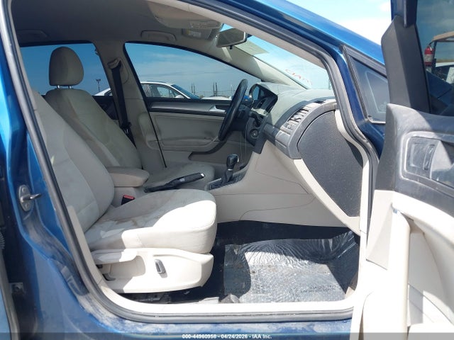 Продажа на аукционе авто 2016 Volkswagen Golf Tsi S 4-door, vin: 3VW217AU6GM063317, номер лота: 44960958