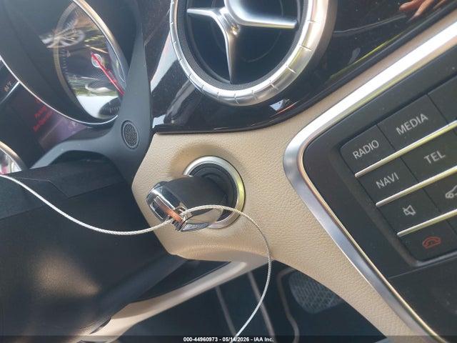 44960973 :رقم المزاد ، WDDSJ4EB9JN655453 vin ، 2018 Mercedes-benz Cla 250 مزاد بيع