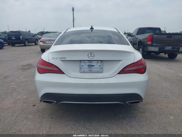 44960973 :رقم المزاد ، WDDSJ4EB9JN655453 vin ، 2018 Mercedes-benz Cla 250 مزاد بيع