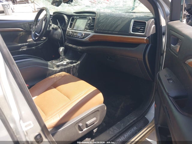 Toyota Highlander Hybrid Limited 2017 5TDDGRFH2HS027241 Image 5