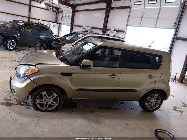 Продажа на аукционе авто 2011 Kia Soul +, vin: KNDJT2A29B7220500, номер лота: 44960977