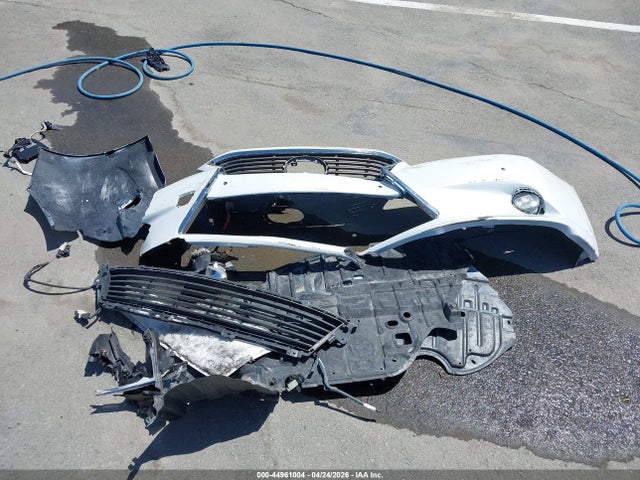 2014 Lexus Es 300h მანქანა იყიდება აუქციონზე, vin: JTHBW1GGXE2070213, აუქციონის ნომერი: 44961004