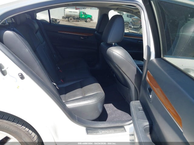 2014 Lexus Es 300h მანქანა იყიდება აუქციონზე, vin: JTHBW1GGXE2070213, აუქციონის ნომერი: 44961004