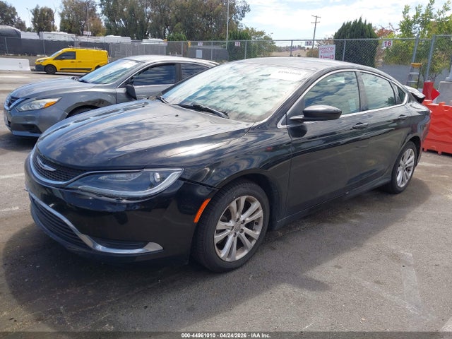 44961010 :رقم المزاد ، 1C3CCCAB3FN685326 vin ، 2015 Chrysler 200 Limited مزاد بيع