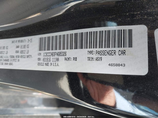 44961010 :رقم المزاد ، 1C3CCCAB3FN685326 vin ، 2015 Chrysler 200 Limited مزاد بيع