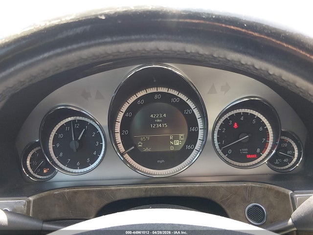 44961012 :رقم المزاد ، WDDHF7CB4AA100532 vin ، 2010 Mercedes-benz E 550 مزاد بيع