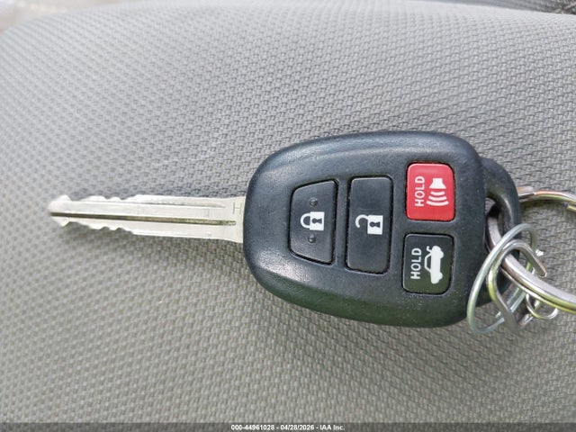 Продажа на аукционе авто 2016 Toyota Corolla Le, vin: 2T1BURHE1GC618445, номер лота: 44961028