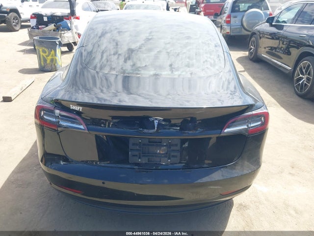 Tesla Model 3 Long Range/mid Range/standard Range/standard Range Plus 2019 5YJ3E1EA9KF398464 Image 16
