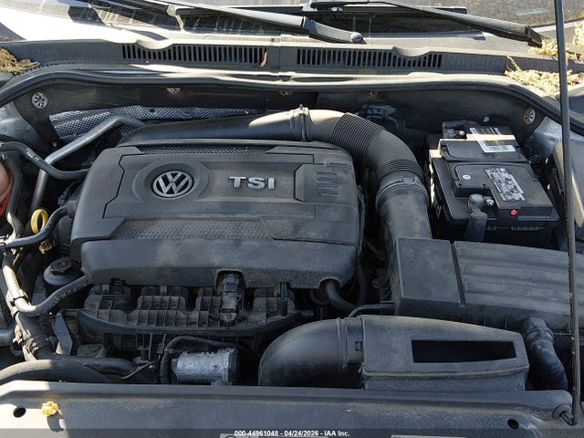 44961048 :رقم المزاد ، 3VWL17AJ0GM217983 vin ، 2016 Volkswagen Jetta 1.8t Sel مزاد بيع