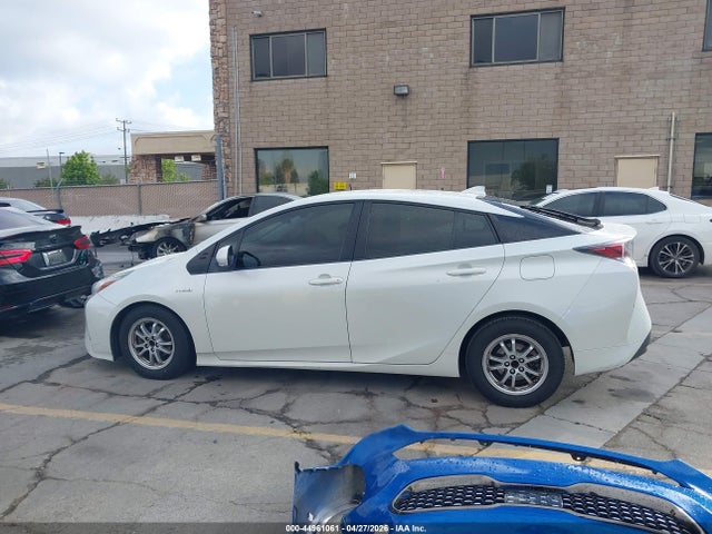 JTDKBRFU0G3506454 Toyota Prius Two