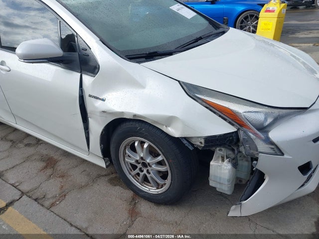 JTDKBRFU0G3506454 Toyota Prius Two