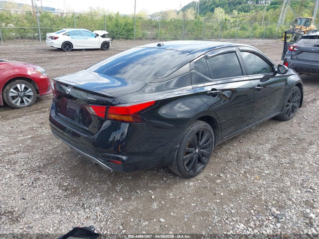 44961067 :رقم المزاد ، 1N4BL4CW4NN417614 vin ، 2022 Nissan Altima Sr Intelligent Awd مزاد بيع