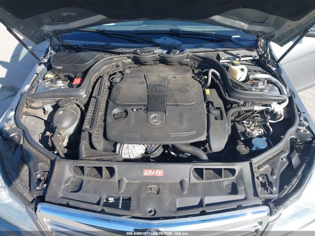 44961071 :رقم المزاد ، WDDGF8AB6DR274015 vin ، 2013 Mercedes-benz C 300 Luxury 4matic مزاد بيع