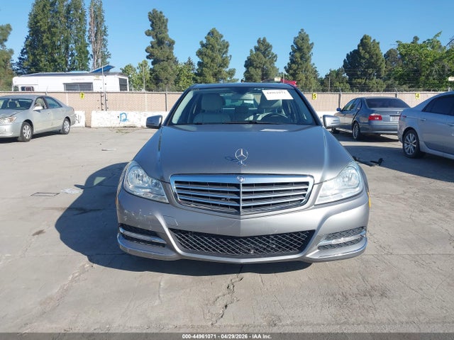 44961071 :رقم المزاد ، WDDGF8AB6DR274015 vin ، 2013 Mercedes-benz C 300 Luxury 4matic مزاد بيع