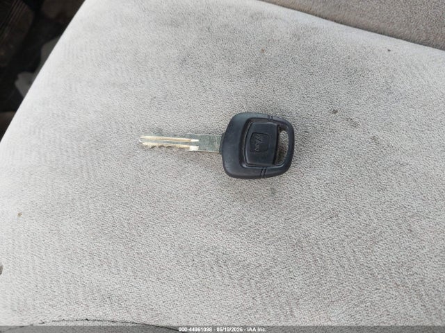 Продажа на аукционе авто 2001 Nissan Maxima Gxe, vin: JN1CA31D21T841673, номер лота: 44961098