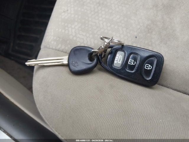 2010 Hyundai Elantra Gls მანქანა იყიდება აუქციონზე, vin: KMHDU4AD1AU183770, აუქციონის ნომერი: 44961131