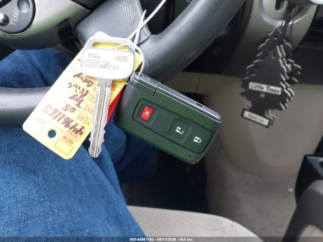 Продажа на аукционе авто 2005 Toyota Prius, vin: JTDKB20U153038795, номер лота: 44961163