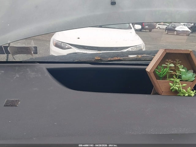 Продажа на аукционе авто 2005 Toyota Prius, vin: JTDKB20U153038795, номер лота: 44961163