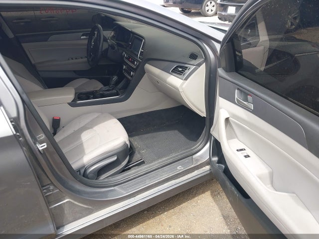 44961165 :رقم المزاد ، 5NPE34AF6JH626213 vin ، 2018 Hyundai Sonata Sel مزاد بيع