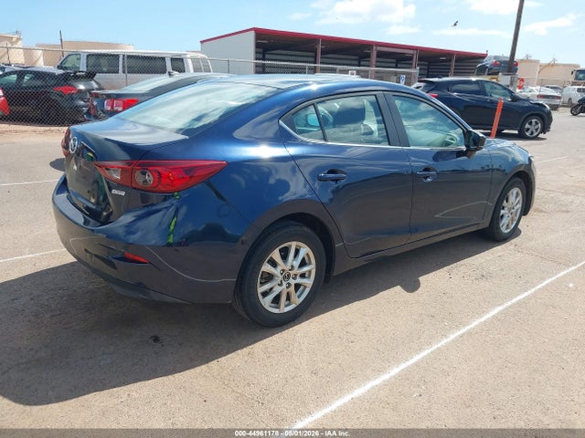 Продажа на аукционе авто 2017 Mazda Mazda3 Sport, vin: 3MZBN1U70HM103934, номер лота: 44961178
