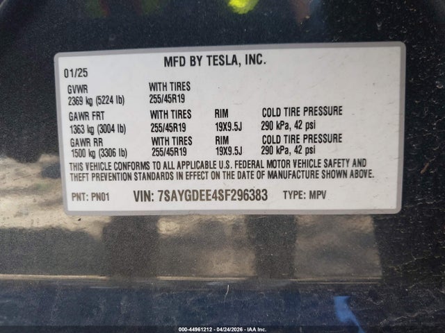 2025 Tesla Model Y Long Range Dual Motor All-wheel Drive მანქანა იყიდება აუქციონზე, vin: 7SAYGDEE4SF296383, აუქციონის ნომერი: 44961212