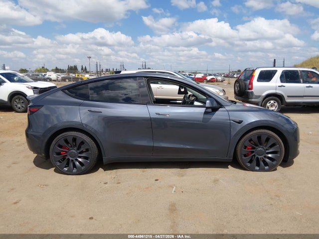44961215 :رقم المزاد ، 7SAYGDEF9PF862005 vin ، 2023 Tesla Model Y Performance Dual Motor All-wheel Drive مزاد بيع