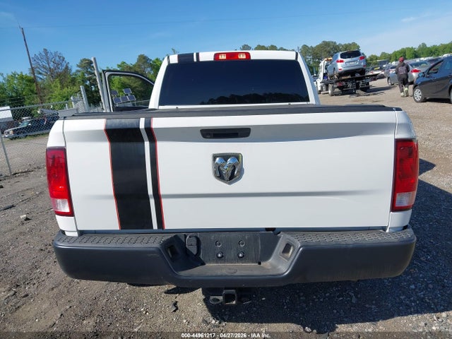 1C6RR6FG8KS529845 RAM 1500 Classic Tradesman 4x2 6&#039;4 Box