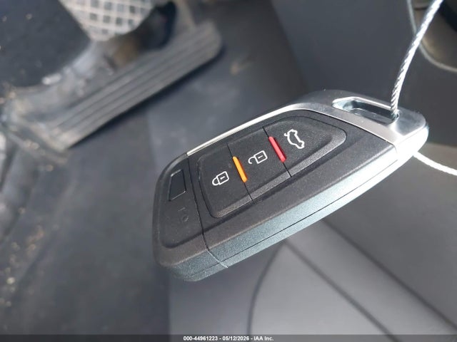 Продажа на аукционе авто 2015 Volkswagen Jetta 2.0l S, vin: 3VW2K7AJ2FM210847, номер лота: 44961223