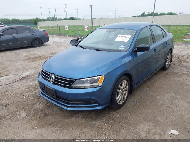 Продажа на аукционе авто 2015 Volkswagen Jetta 2.0l S, vin: 3VW2K7AJ2FM210847, номер лота: 44961223