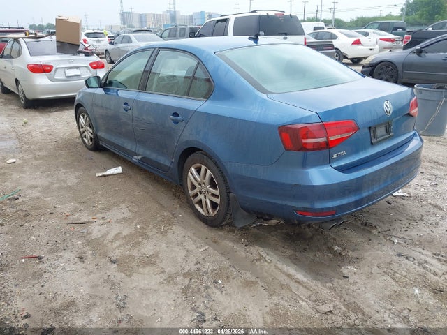 Продажа на аукционе авто 2015 Volkswagen Jetta 2.0l S, vin: 3VW2K7AJ2FM210847, номер лота: 44961223